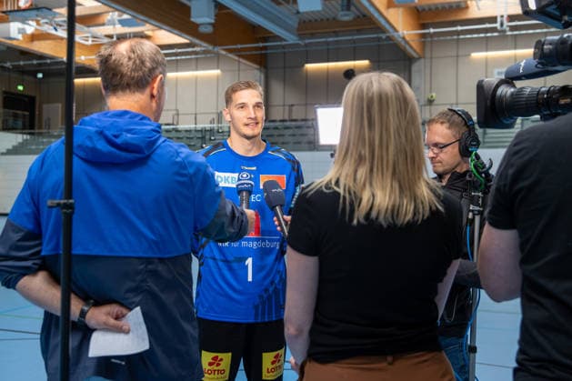 July 20, 2026, xgox, Opel HBL SC Magdeburg Handball Photo Op for the 2026–27 Season, emspor, from left: Dominik Kuzmanovic, Magdeburg, 1 being interviewed, Magdeburg