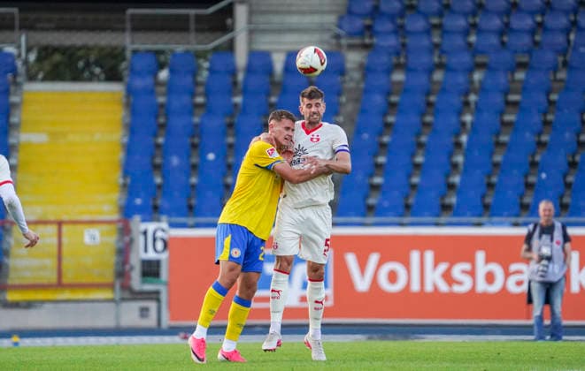 Germany Soccer Friendly Matches 2026 2027, Friendly Match: Eintracht Braunschweig vs. Southampton FC at Eintracht Stadium, Braunschweig; Jack Stephens, Southampton FC; 5 Braunschweig Copyright: xAymanxAlahmedx