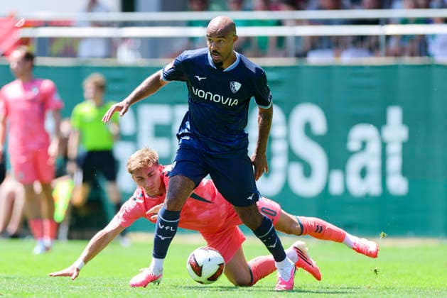 Ivan San Jose Cantalejo Chuki of Werder Bremen and Christian Rasmussen of VfL Bochum battle for the ball, Friendly match, Werder Bremen vs. VfL Bochum, Parkstadion on July 25, 2026, in Zell am Ziller, Austria. Photo by Marco Steinbrenner, DeFodi Images. Ivan San Jose Cantalejo Chuki of Werder Bremen and Christian Rasmussen of VfL Bochum battle for the ball, Friendly match, Werder Bremen vs. VfL Bochum, Parkstadion, July 25, 2026, in Zell am Ziller, Austria. Photo by Marco Steinbrenner, DeFodi Images