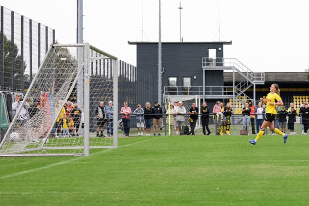 July 26, 2026, xgrfx, Women s Soccer Friendly, Borussia Dortmund vs. SC Heerenveen (goal), Annika Enderle on the 3–1 win for Borussia Dortmund; DFL and DFB regulations prohibit any use of photographs as image sequences and or quasi-video; Hohenbuschei Training Facility