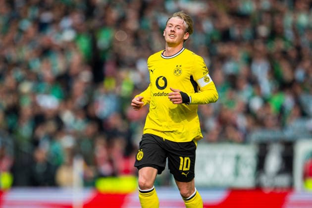 May 16, 2026 Soccer, 2025–2026, 1st Bundesliga, Matchday 34, SV Werder Bremen vs. Borussia Dortmund, Julian Brandt, Dortmund. DFL regulations prohibit any use of photographs as image sequences and or quasi-video. Bremen, Bremen, Germany, Weserstadion
