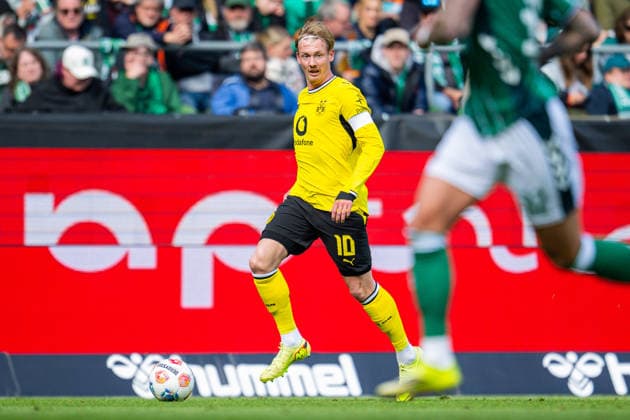 May 16, 2026 Soccer, 2025–2026, 1st Bundesliga, Matchday 34, SV Werder Bremen vs. Borussia Dortmund, Julian Brandt (Dortmund) with the ball. DFL regulations prohibit any use of photographs as image sequences and or quasi-video.