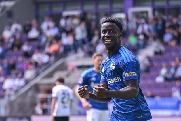 July 19, 2026, Soccer, , 2025–2026 season, Friendly match, FC Erzgebirge Aue vs. FC Schalke 04, Christian Gomis celebrates FC Schalke 04’s 3–0 goal, Lucar Vozar, FC Schalke 04 xRHR PHOTO YYx Copyright: KROEGER RHR-FOTOx RHR-FOTO YY