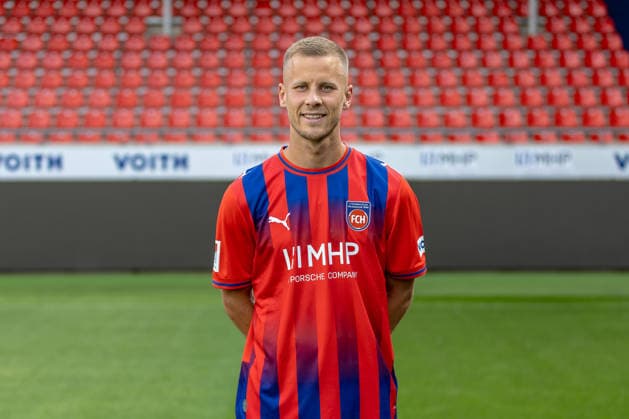 Adrian Beck, 1 FC Heidenheim, 21, GER, 1 FC Heidenheim, soccer, 2. Bundesliga, photo shoot 2026–2027, July 29, 2026, DFL and DFB regulations prohibit any use of photographs as image sequences and or quasi-video, GER, 1 FC Heidenheim, soccer, 2. Bundesliga, portrait session 2026–2027, July 29, 2026, Heidenheim Copyright: xEibner-Pressefoto JanixPlessx EP_JPL