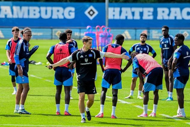 Loic Fave, Assistant Coach, HSV, Germany, Hamburg, Volkspark Soccer Training Facility, Bundesliga 1, HSV Training