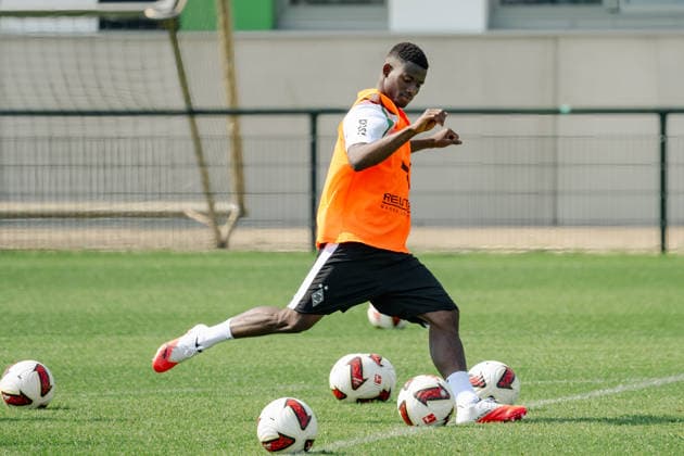 Iaia Manco Danfa, Borussia Mönchengladbach, 39, during a crossbar challenge at Borussia Mönchengladbach’s public training session at the ista Borussia Park training facility, Bundesliga 1, soccer, 2026–2027 season, July 30, 2026: Borussia Mönchengladbach public training session, Bundesliga 1, 2026–2027 season, July 30, 2026, Mönchengladbach Copyright: xEibner-Pressefoto ThomasxHaeslerx EP_THR
