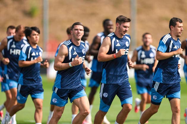 July 30, 2026, Soccer, FC Schalke 04 training session featuring Robin Gosens (FC Schalke 04), Maximilian Wöber (FC Schalke 04), Gelsenkirchen, FC Schalke 04 training facility, North Rhine-Westphalia, Germany, xRHR PHOTO YYx Copyright: RHR-FOTOx RHR-FOTO YY