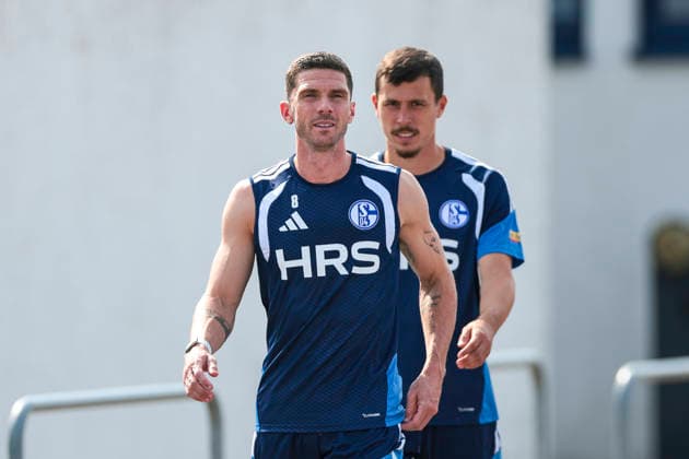 July 30, 2026, Soccer, FC Schalke 04 Training Session Robin Gosens FC Schalke 04 Gelsenkirchen FC Schalke 04 Training Facility NRW Germany xRHR PHOTO YYx Copyright: RHR-FOTOx RHR-FOTO YY