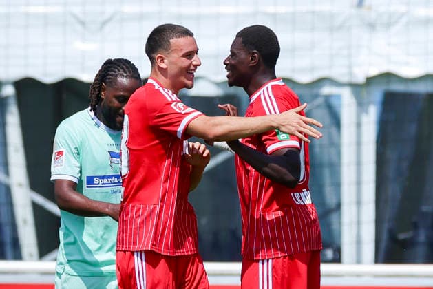 Ragnar Prince Friedel Ache of 1. FC Köln celebrates his goal to make it 1–0 with Said El Mala of 1. FC Köln, Friendly match, 1. FC Köln vs. Hertha BSC Berlin, Koasa Stadium on July 31, 2026, in St. Johann in Tirol, Austria. Photo by Marco Steinbrenner, DeFodi Images. Ragnar Prince Friedel Ache of 1. FC Köln celebrates after scoring his team’s first goal with Said El Mala of 1. FC Köln, Friendly match, 1 FC Köln vs. Hertha BSC Berlin, Koasa Stadium, July 31, 2026, in St. Johann in Tirol, Austria. Photo by Marco Steinbrenner, DeFodi Images