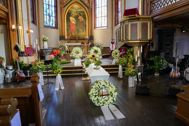 Funeral for rower Olaf Tufte, Horten, July 31, 2026. Flowers and wreaths near the casket of Norway’s Olympic and World rowing champion Olaf Tufte before his funeral service at Horten Church. Tufte died of a heart attack on July 21, at the age of 50. He retired after the Tokyo Olympics in 2021, bringing to a close an elite international career spanning 26 seasons. Photo: Terje Bendiksby, NTB POOL, Horten, Norway. EDITORIAL USE ONLY. RESTRICTED USE FOR BETTING COMPANIES.  Copyright: xTerjexBendiksbyx xNTBx
