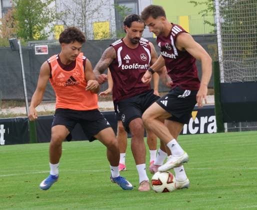 July 31, 2026 Soccer 2 Bundesliga 2026–2027 Season 1 FC Nuremberg Nuremberg FCN Club Training Sports Photo Zink DoGe xdoxgex Justin von der Hitz 27, 1 FC Nuremberg FCN Adriano Grimaldi 39, 1 FC Nuremberg FCN Adam Markhiev 6, 1 FC Nuremberg FCN