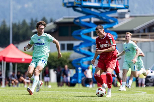 ST. JOHANN IN TIROL, AUSTRIA - JULY 31: Said El Mala (1. FC Koeln, 13) controls the ball against Linus Gechter (Hertha BSC Berlin, 44) during a friendly game between 1. FC Koeln vs. Hertha BSC Berlin at trainings camp of 1. FC Koeln in Kitzbuehel of season 2026 27 at Koasastadion on July 31, 2026 in St. Johann in Tirol, Austria. Austria Copyright: xSteffiexWunderlx