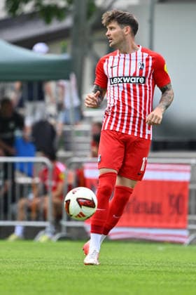 July 31, 2026 Soccer Season 2026–2027 Exhibition Match Friendly Match Preseason Match SC Freiburg vs. SpVgg Greuther Fürth Kleeblatt Sports Photo by Zink xwoxzix; regulations prohibit any use of photographs as image sequences and or quasi-video; for editorial use only. Lukas Kübler 17, SC Freiburg, cropped single image