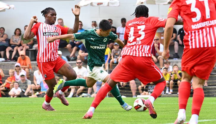 July 31, 2026 Soccer Season 2026–2027 Exhibition Match Friendly Match Preseason Match SC Freiburg vs. SpVgg Greuther Fürth Kleeblatt Sports Photo by Zink xwoxzix; regulations prohibit any use of photographs as image sequences and or quasi-video; for editorial use only; Shinta AppElkamp 8, SpVgg Greuther Fürth vs. Cyriaque Irie 22, SC Freiburg Bruno Ogbus 43, SC Freiburg