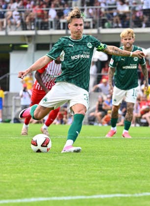 July 31, 2026 Soccer Season 2026–2027 Exhibition Match Friendly Match Preseason Match SC Freiburg SpVgg Greuther Fürth Kleeblatt Sports Photo by Zink xwoxzix; regulations prohibit any use of photographs as image sequences and or quasi-video; for editorial use only. Felix Klaus 30, SpVgg Greuther Fürth scores a goal—a shot on goal resulting in a 0–1 lead via a penalty kick