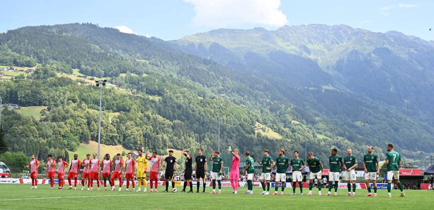 July 31, 2026 Soccer Season 2026–2027 Exhibition Match Friendly Match Preseason Match SC Freiburg vs. SpVgg Greuther Fürth Kleeblatt Sports Photo by Zink xwoxzix; regulations prohibit any use of photographs as image sequences and or quasi-video; for editorial use only. The team presents themselves to the spectators; mountain panorama