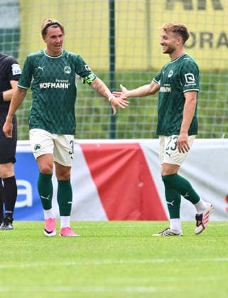 July 31, 2026 Soccer Season 2026–2027 Exhibition Match Friendly Match Preseason Match SC Freiburg SpVgg Greuther Fürth Kleeblatt Sports Photo by Zink xwoxzix; regulations prohibit any use of photographs as image sequences and or quasi-video; for editorial use only Goal celebration Celebration, joy after a goal; shot on goal for the 0–2 by Felix Klaus (30), SpVgg Greuther Fürth; Felix Klaus (30), SpVgg Greuther Fürth; Jannik Dehm (23), SpVgg Greuther Fürth