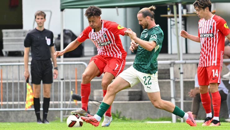 July 31, 2026 Soccer Season 2026–2027 Exhibition Match Friendly Match Preseason Match SC Freiburg SpVgg Greuther Fürth Kleeblatt Sports Photo by Zink xwoxzix; regulations prohibit any use of photographs as image sequences and or quasi-video; for editorial use only. Derry Scherhant 7, SC Freiburg; Jannis Heuer 22, SpVgg Greuther Fürth