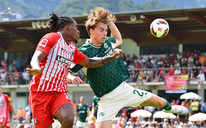 July 31, 2026 Soccer Season 2026–2027 Exhibition Match Friendly Match Preseason Match SC Freiburg SpVgg Greuther Fürth Kleeblatt Sports Photo Zink xwoxzix Regulations prohibit any use of photographs as image sequences and or quasi-video; for editorial use only. Cyriaque Irie, 22, SC Freiburg; Gian Luca Itter, 27, SpVgg Greuther Fürth