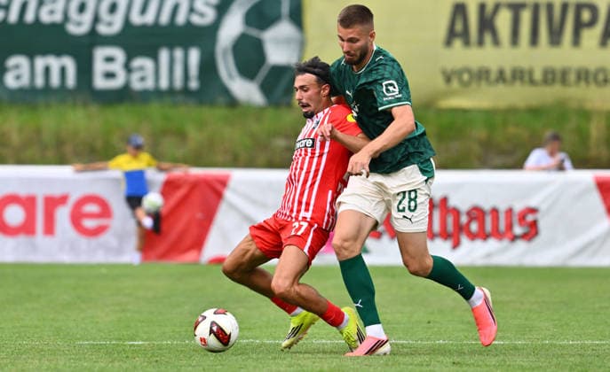July 31, 2026 Soccer Season 2026–2027 Exhibition Match Friendly Match Preseason Match SC Freiburg SpVgg Greuther Fürth Kleeblatt Sports Photo Zink xwoxzix Regulations prohibit any use of photographs as image sequences and or quasi-video; for editorial use only. Berkay Yilmaz 27, SC Freiburg; Doni Edon Arifi 28, SpVgg Greuther Fürth
