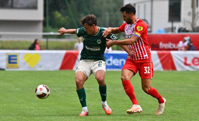 July 31, 2026 Soccer Season 2026–2027 Exhibition Match Friendly Match Preseason Match SC Freiburg SpVgg Greuther Fürth Kleeblatt Sports Photo Zink xwoxzix Regulations prohibit any use of photographs as image sequences and or quasi-video; for editorial use only. Lukas Reich 2, SpVgg Greuther Fürth Vincenzo Grifo 32, SC Freiburg
