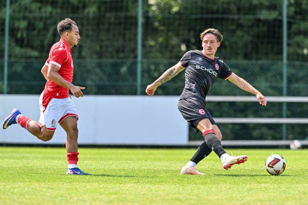 260731 Standard de Liege vs Arminia Bielefeld Adnane Abid (11) of Standard CL and Marvin Mehlem (6) of Arminia Bielefeld during a friendly soccer game in the preparations ahead of the Jupiler Pro League season 2026 - 2027 between Standard de Liege and Arminia Bielefeld from Germany on July 31 , 2026 in Liege, Belgium. (Photo by Stijn Audooren Isosport) Liege SL16 Football Campus Liege Belgium  Copyright: xIsosportxStijnxAudoorenx