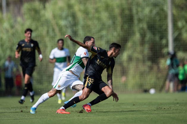 Tete Morente of Elche during a preseason friendly match between Elche CF and Córdoba CF played in Oliva, Valencia, on July 31, 2026, in Spain (Oliva, Valencia, Spain) Copyright: xVicentexVidalx xAgenciaxLOFx