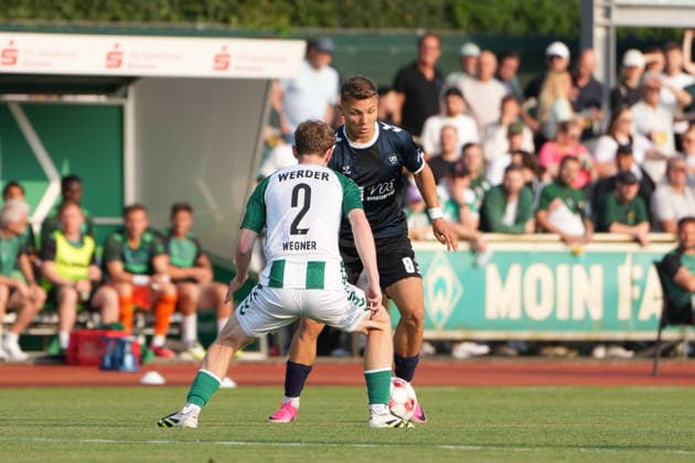 Soccer I Men s I 2026–2027 Season I Regionalliga Nord I Matchday 1 I SV Werder Bremen U23 vs. VfB Oldenburg I July 31, 2026 Johann Wegner 2, SV Werder Bremen II (defended by Rafael Brand 8), VfB Oldenburg, Bremen Stadium Complex, Field 11, Bremen, Germany Copyright: xLobeca JonasxBoningx