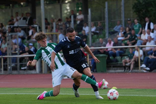 Soccer I Men s I 2026–2027 Season I Regionalliga Nord I Matchday 1 I SV Werder Bremen U23 vs. VfB Oldenburg I July 31, 2026 Jannes Ossadnik 27, SV Werder Bremen II (defender) Leon Demaj 10, VfB Oldenburg, Bremen Stadium Complex, Field 11, Bremen, Germany Copyright: xLobeca JonasxBoningx