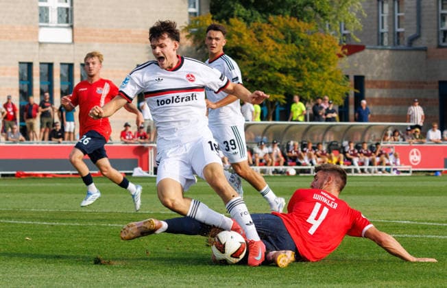 July 31, 2026 Soccer Season 2026–2027 Bavarian Regional League Matchday 02 1. FC Nürnberg FCN II vs. SpVgg Unterhaching Women s Team xdaxmax Luca Paul Schulten 18, 1 FC Nuremberg FCN II is fouled by Alexander Winkler 4 of SpVgg Unterhaching, resulting in a penalty kick