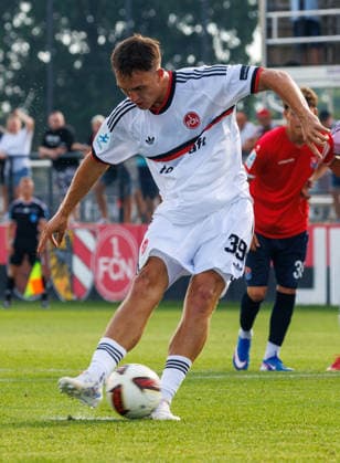 July 31, 2026 Soccer Season 2026–2027 Bavarian Regional League Matchday 2 FC Nuremberg FCN II vs. SpVgg Unterhaching Women s Team xdaxmax Goal: 1–0, Shot on goal, Scorer: Joel Skowronek 39, 1 FC Nuremberg FCN II (penalty kick)