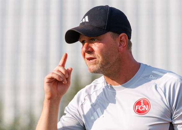July 31, 2026 Soccer Season 2026–2027 Bavarian Regional League Matchday 02 1. FC Nürnberg FCN II vs. SpVgg Unterhaching Women s Team xdaxmax Andreas Andy Wolf, Coach of 1. FC Nürnberg FCN II, gives instructions, gesturing and directinggives instructions