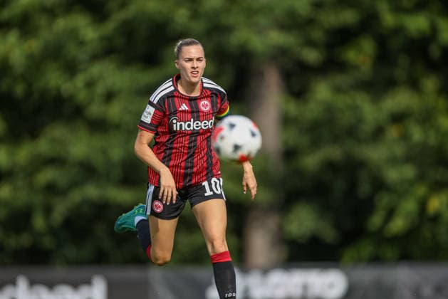 GER, Bad Nauheim, Eintracht Frankfurt vs. Racing Strasbourg, Preseason, Soccer, DFB, 2026–2027 Season, Bad Nauheim Sports Field, Friendly Match Photo: Laura Freigang, Eintracht Frankfurt Women’s Team 10. DFB and DFL regulations prohibit any use of photographs as image sequences and or quasi-video. July 31, 2026 Copyright: HMBxMedia HendrikxHamelau
