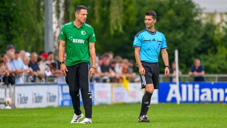 July 31, 2026 Soccer Season 2026–2027 Bavarian Regional League Matchday 02 SC Eltersdorf vs. DJK Vilzing JoTe xjoxtex Bernd Eigner, Coach of SC Eltersdorf; Andreas Dinger, Referee