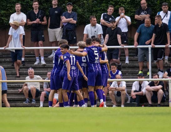 Soccer, Men s, 2026–2027 Season, Regionalliga Northeast, Matchday 2, SV Tasmania Berlin vs. FC Erzgebirge Aue; Aue celebrates after Patrick Kapp scores to make it 0–2, Aue, July 31, 2026, Copyright: xSebastianxRäppold MatthiasxKochx
