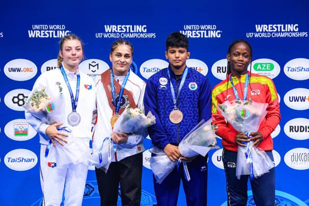 U17 Wrestling World Championships Podium: 61 kg WW – Gold: Ozdenur Ozmez (TUR); Silver: Landri Paige Von Gonten (USA); Bronze: Graciela Gaudencia Eningo Asama (ESP); Avanshika Avanshika (IND) Copyright: xUnitedxWorldxWrestlingx xAmirrezx UWW-U17-WC-BAKU-2026