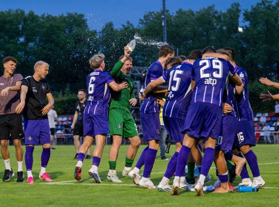 Soccer, Men s, 2026–2027 Season, Regionalliga Nordost, Matchday 2, SV Tasmania Berlin vs. FC Erzgebirge Aue, Aue celebrates with fans after the final whistle, July 31, 2026, Copyright: xSebastianxRäppold MatthiasxKochx