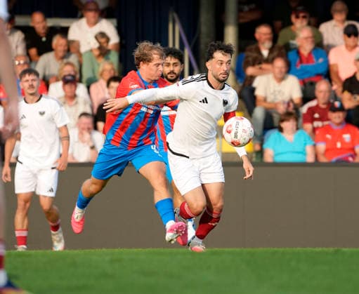 Photo by Fabio Oliveira MAIOLO: Phönix vs. Tom SANNE, Drochtersen (in red and blue), Regional League North, Matchday 1 on Fri, July 31, 2026, SV Drochtersen vs. Phönix Lübeck