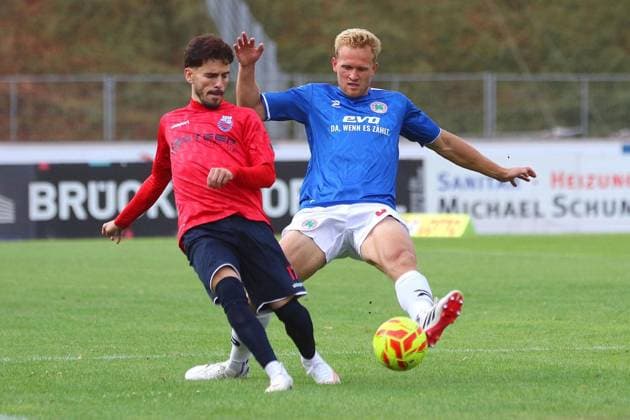 Regionalliga West Bonner SC Rot Weiß Oberhausen ** FOR EDITORIAL USE ONLY ** EDITORIAL USE ONLY ** p Diamant Berisha, Tim Böhmer Bonner SC RWO Location Bonn, Sportpark Nord Date July 31, 2026 Germany NRW Bonn Copyright MichaxKorb Copyright: MichaxKorb doc86yk965p59sil6f3eg9 ,EDITORIAL USE ONLY Copyright: MichaxKorb