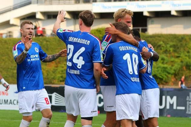 Regionalliga West Bonner SC Rot Weiß Oberhausen ** FOR EDITORIAL USE ONLY ** EDITORIAL USE ONLY ** p Kerem Yalcin after scoring the 1–0 goal for the Kleeblätter (Bonner SC vs. RWO) Location: Bonn, Sportpark Nord Date: July 31, 2026 Germany, North Rhine-Westphalia, Bonn Copyright MichaxKorb Copyright: MichaxKorb doc86yk990er6b13wix9vb ,EDITORIAL USE ONLY Copyright: MichaxKorb
