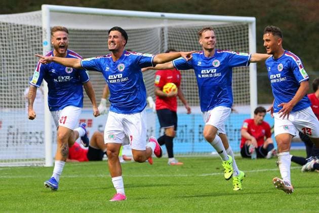 Regionalliga West Bonner SC vs. Rot-Weiß Oberhausen ** FOR EDITORIAL USE ONLY ** EDITORIAL USE ONLY ** p Exuberant celebration after Arda Süne’s 2–1 goal for Bonner SC against RWO Location: Bonn, Sportpark Nord Date: July 31, 2026 Germany, North Rhine-Westphalia, Bonn Copyright MichaxKorb Copyright: MichaxKorb doc86ykfnqjdhdjjw4m1x49 ,EDITORIAL USE ONLY Copyright: MichaxKorb
