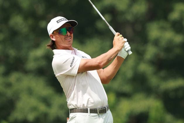 Rocket Classic DETROIT, MICHIGAN - JULY 31: Rickie Fowler of the United States plays his tee shot on the 9th hole during the second round of the Rocket Classic 2026 at the Detroit Country Club in Detroit, Michigan, MI, USA Friday, July 31, 2026. Detroit Michigan United States  Copyright: xJorgexLemusx originalFilename:lemus-rocketcl260731_npO7Q.jpg
