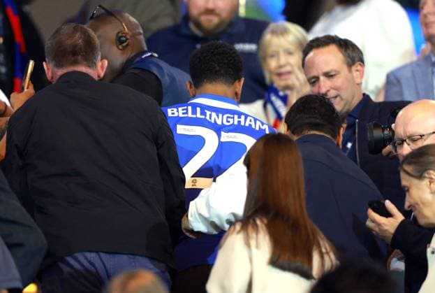 Jude Bellingham wearing a Birmingham City shirt with his name and old, now retired number 22 on Brimingham City v FC Barcelona, Barca Pre Season Friendly, Football, St Andrew s at Knighthead Park, Birmingham, UK - 31 Jul 2026Birmingham St Andrew s at Knighthead Park United Kingdom EDITORIAL USE ONLY No use with unauthorised audio, video, data, fixture lists, club league logos or live services. Online in-match use limited to 120 images, no video emulation. No use in betting, games or single club league player publications. Copyright: xKieranxMcManus Shutterstockx 17024229ae