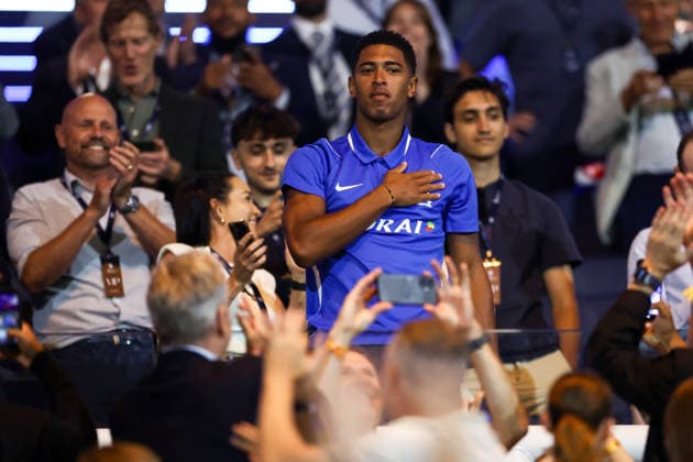 Birmingham City gegen Barcelona, 31. Juli 2026, Birmingham, Vorbereitungsspiel: Birmingham City gegen Barcelona – Jude Bellingham auf der Tribüne in einem Trikot von Birmingham City. Foto: Jacques Feeney, Offside, Birmingham, Großbritannien  Copyright: xJacquesxFeeneyx xOffsidexOffside