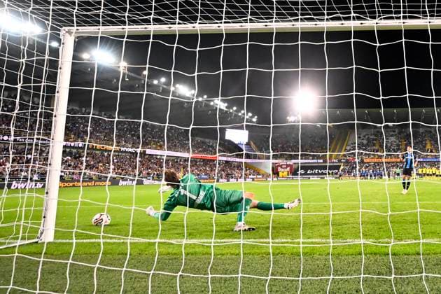 Club Brugge v Royale Union Saint-Gilloise - Volkswagen Supercup 2026 BRUGGE, BELGIUM - JULY 31 : Chambaere Vic goalkeeper of Royale Union Saint-Gilloise during the Volkswagen Supercup 2026 match between Club Brugge and Royale Union Saint-Gilloise on July 31, 2026 in Brugge, Belgium, 31 07 2026 Brugge Belgium  Copyright: xTomasxSiskx