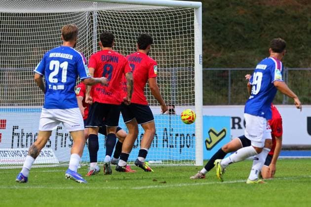 Regionalliga West: Bonner SC vs. Rot-Weiß Oberhausen ** FOR EDITORIAL USE ONLY ** EDITORIAL USE ONLY ** p The moment Arda Süne scored the 2–1 goal for Bonner SC against RWO Location: Bonn, Sportpark Nord Date: July 31, 2026 Germany, North Rhine-Westphalia, Bonn Copyright MichaxKorb Copyright: MichaxKorb doc86ylrry66qqndzrv1w5t ,EDITORIAL USE ONLY Copyright: MichaxKorb