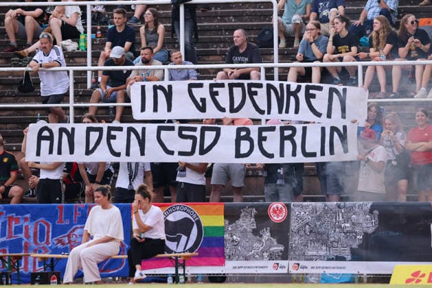 Bad Nauheim, Germany, July 31, 2026 Friendly Match: Eintracht Frankfurt Women vs. Racing Club de Strasbourg. Pictured: Stock photo of a fan banner in memory of the Berlin CSD, serving as a memorial and an obituary for the visitor who died in the attack on the Berlin Christopher Street Day (CSD). Copyright: HMBxMedia MadeleinexFantini