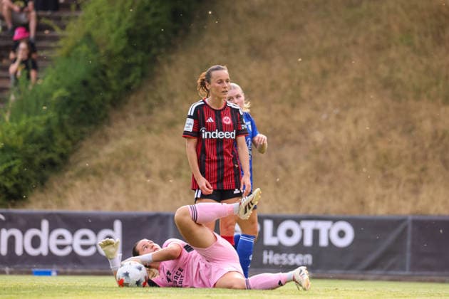 Bad Nauheim, Germany, July 31, 2026: Friendly match between Eintracht Frankfurt Women and Racing Club de Strasbourg. Pictured, from left: Hayley Raso, SGE Copyright: HMBxMedia MadeleinexFantini