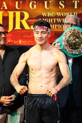 July 31, 2026: Lightweight William Zepeda on stage during weigh-ins for the Roach Jr. vs Zepeda event at the Skybox Lounge inside the Virgin Hotels on July 31, 2026 in Las Vegas, NV. CSM. Las Vegas United States of America - ZUMAc04_ 20260731_zma_c04_194 Copyright: xChristopherxTrimx