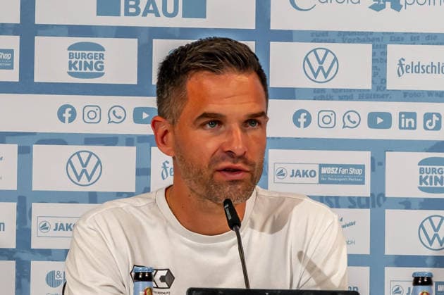 Chemnitz, Germany, July 31, 2026; Northeast Regional League 2026–2027, Matchday 2: Chemnitzer FC vs. BFC Preussen. Pictured: CFC Coach Benjamin Duda at the press conference Copyright: xFotostandx xNachtigallx